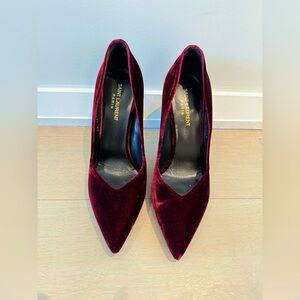 Saint Laurent Burgundy Velvet Pump - size 38.5